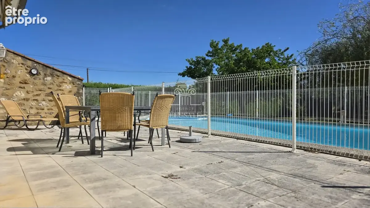 Maison familiale 4 chambres avec piscine, vue sur les vignes et prestations de qualité - photo 16
