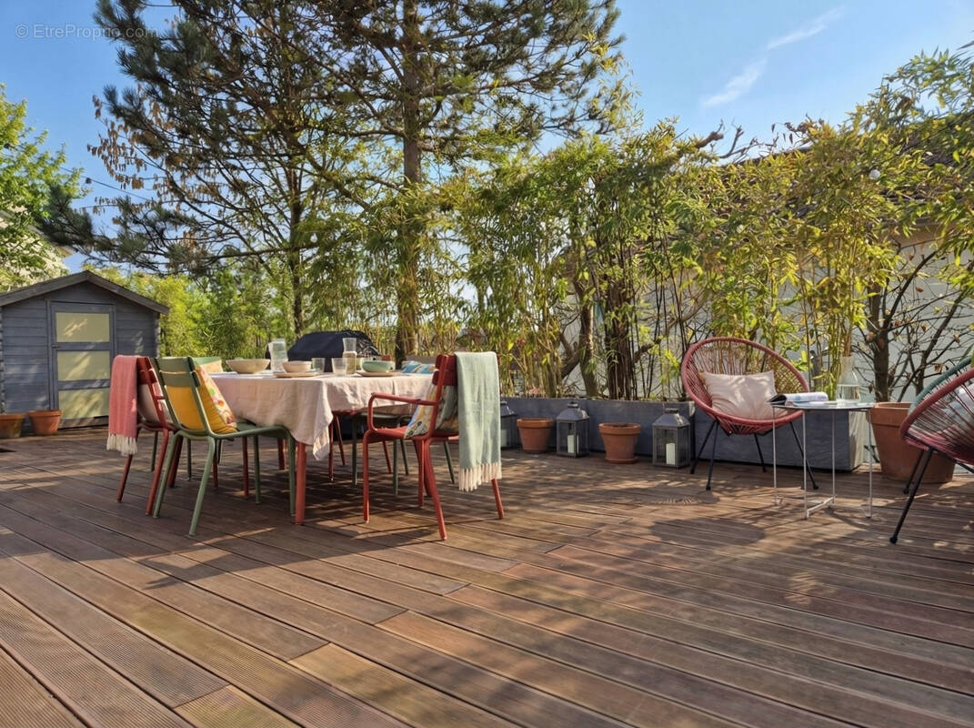 Appartement à FONTAINES-SUR-SAONE