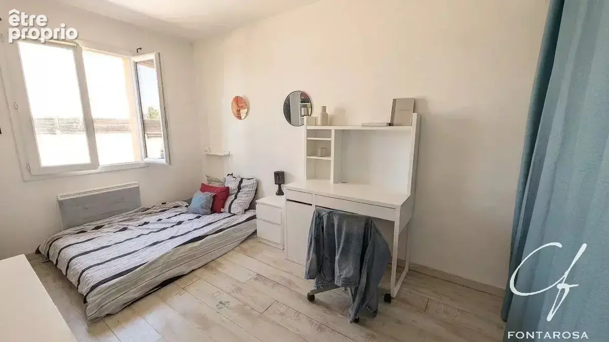 Roquebrune-sur-Argens, villa de plain-pied 5 pièces - photo 8