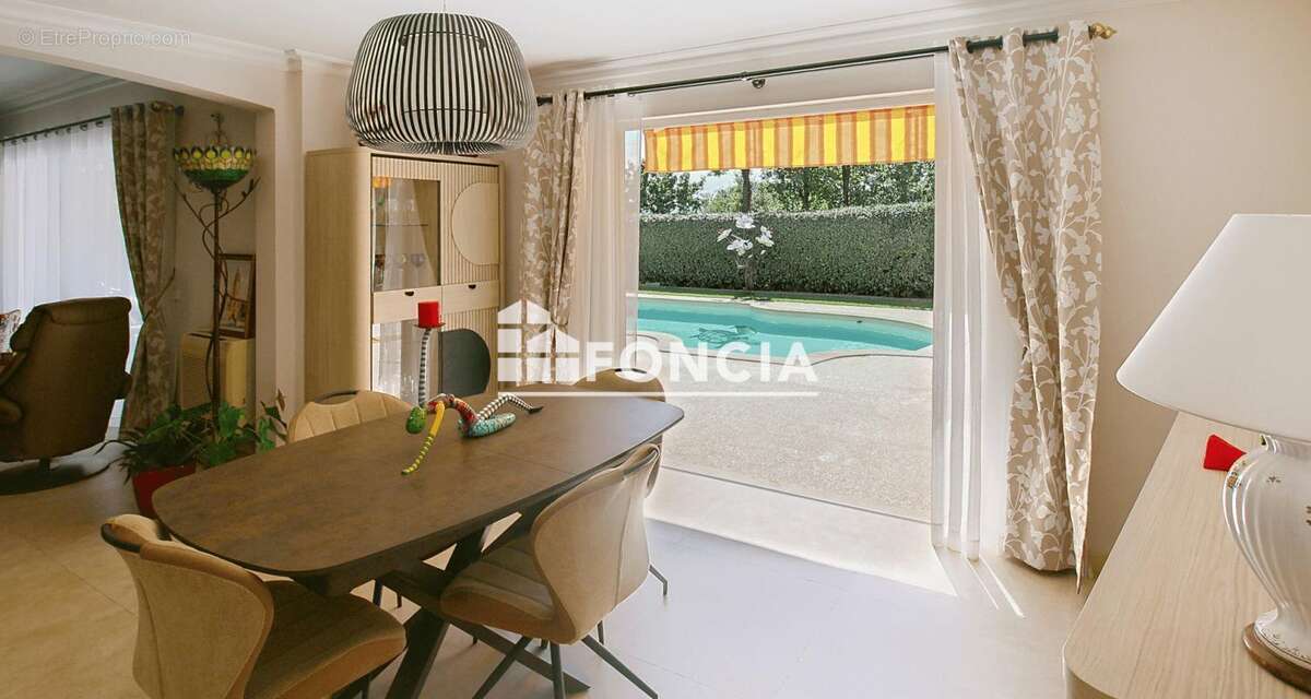 Maison à FREJUS