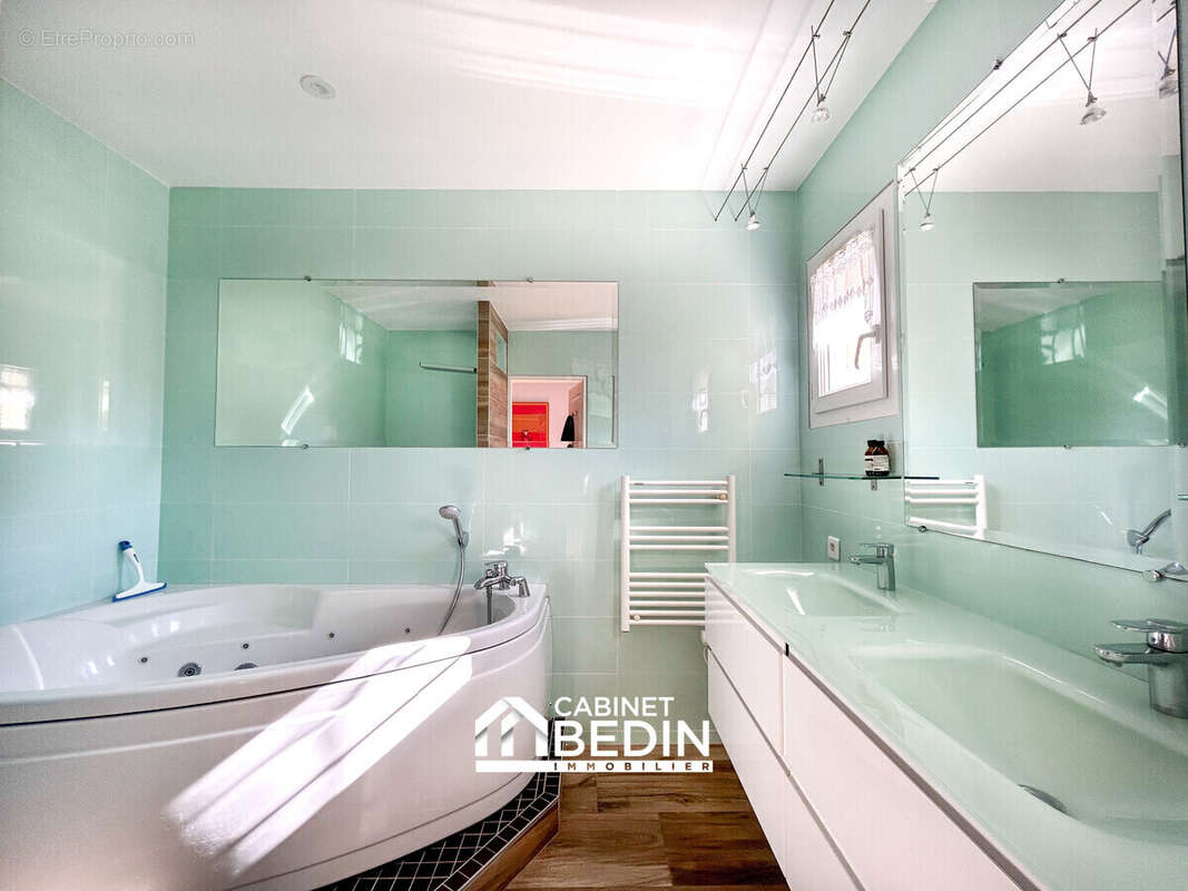 Maison 164 m² à Cornebarrieu  - photo 3