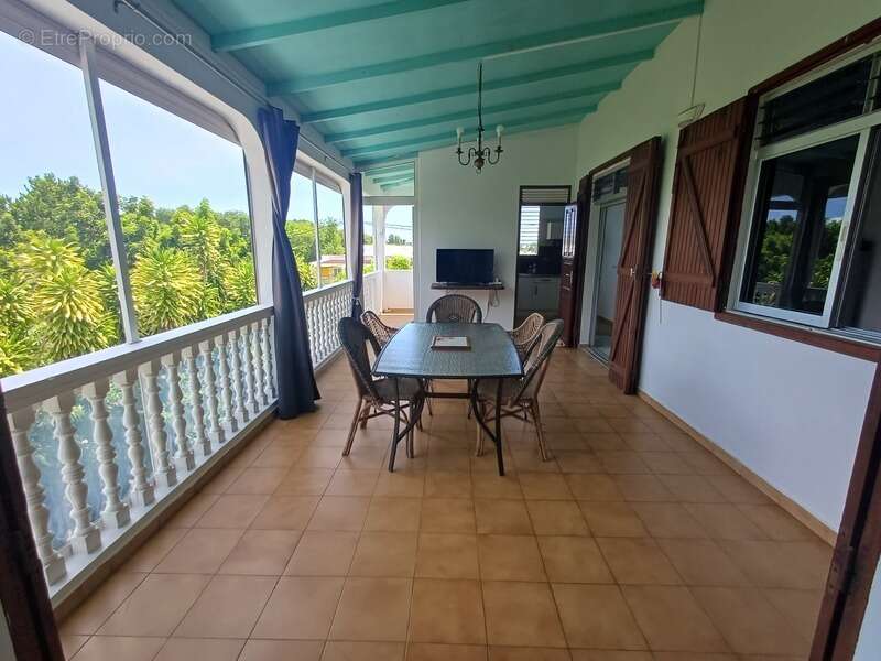 Maison à SAINTE-ANNE