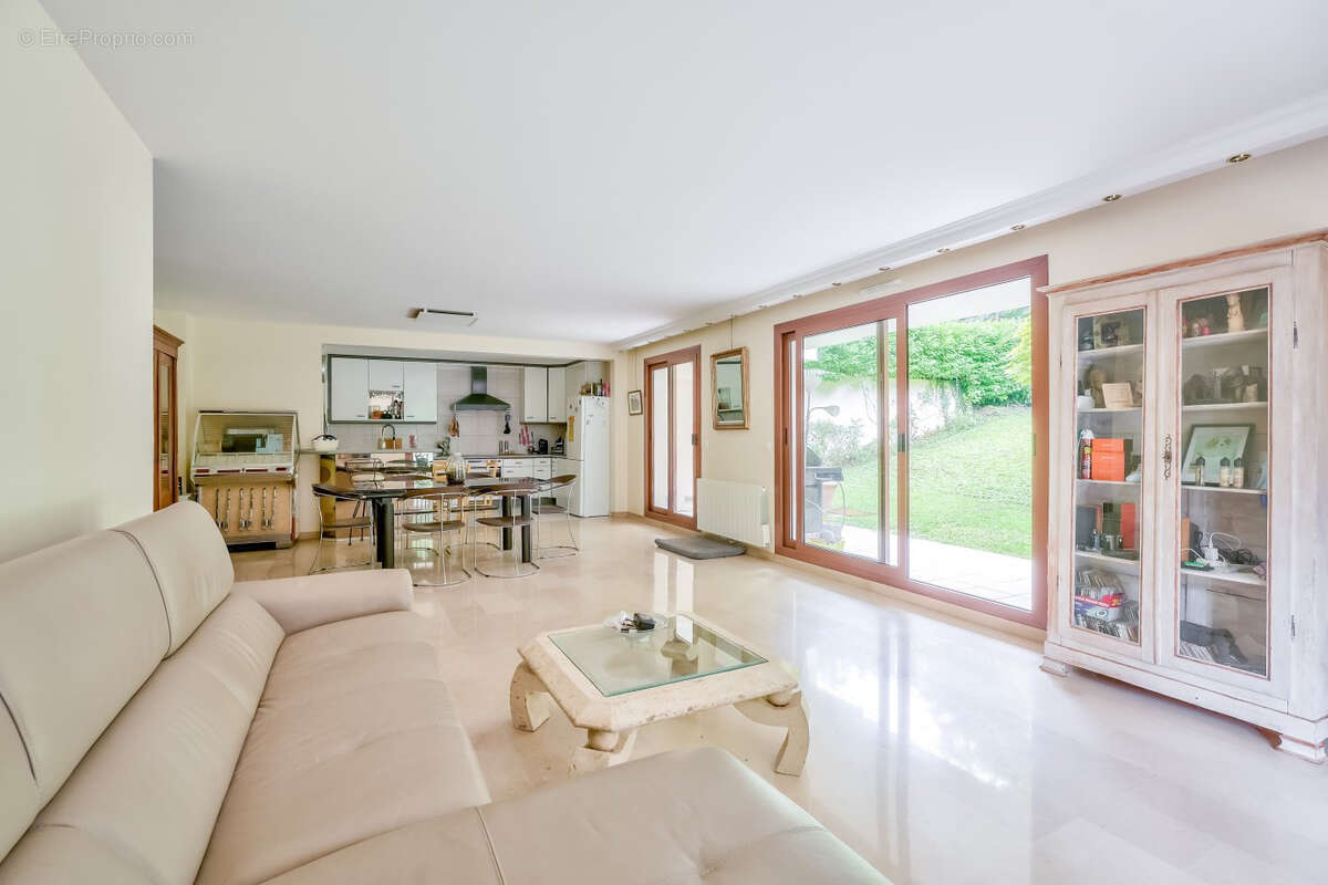 Appartement à CALUIRE-ET-CUIRE