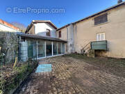 Photo 1 - Maison à SAINT-VICTOR-SUR-RHINS