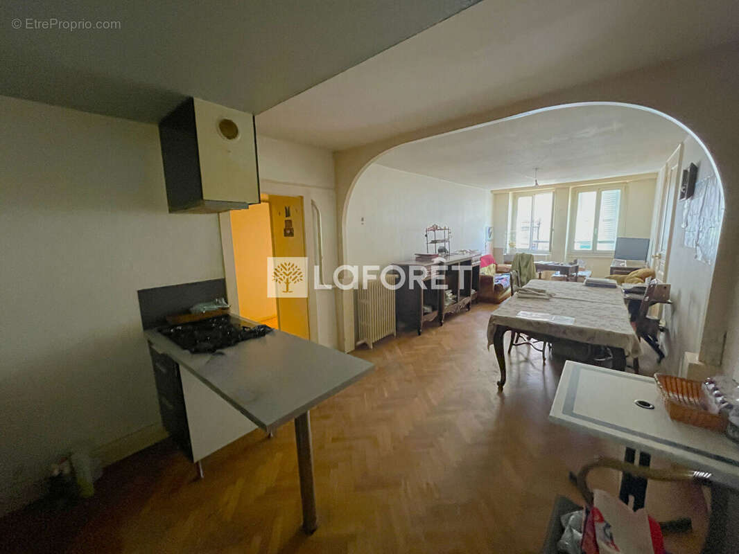 Appartement à LONS-LE-SAUNIER