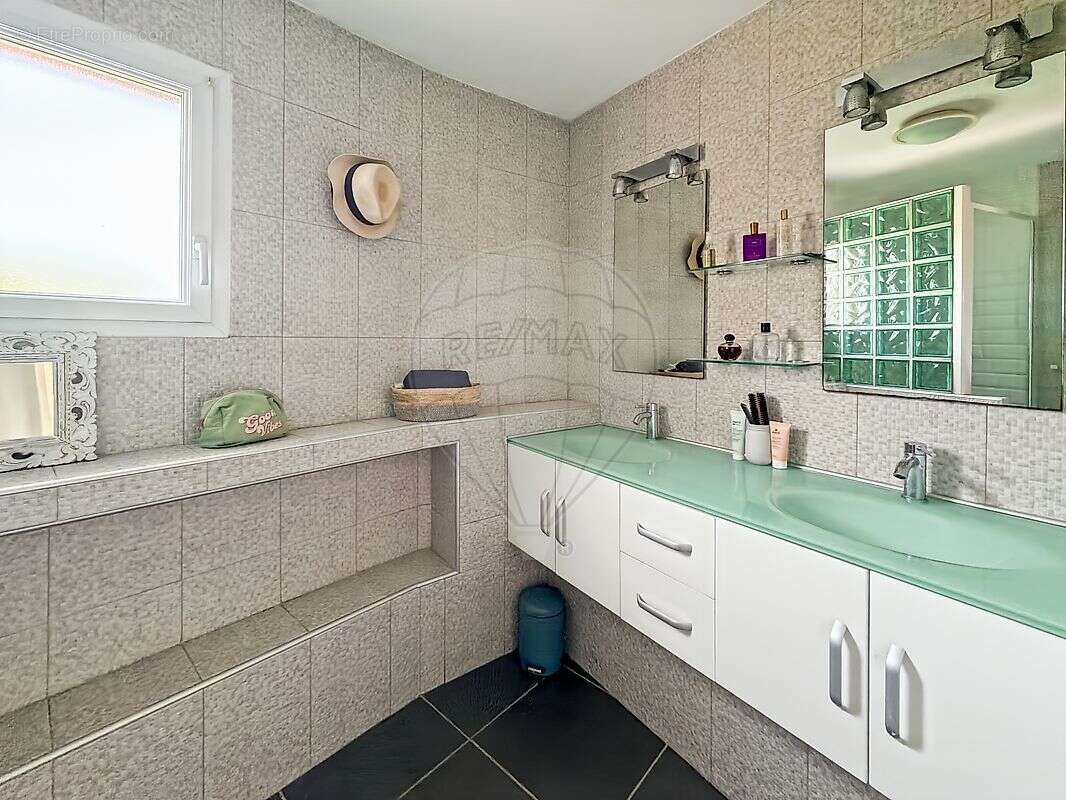 Appartement à REZE