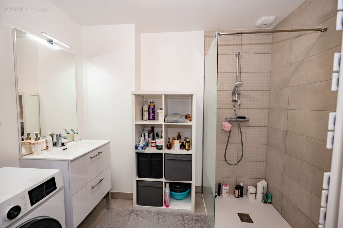 Appartement à DOUBS