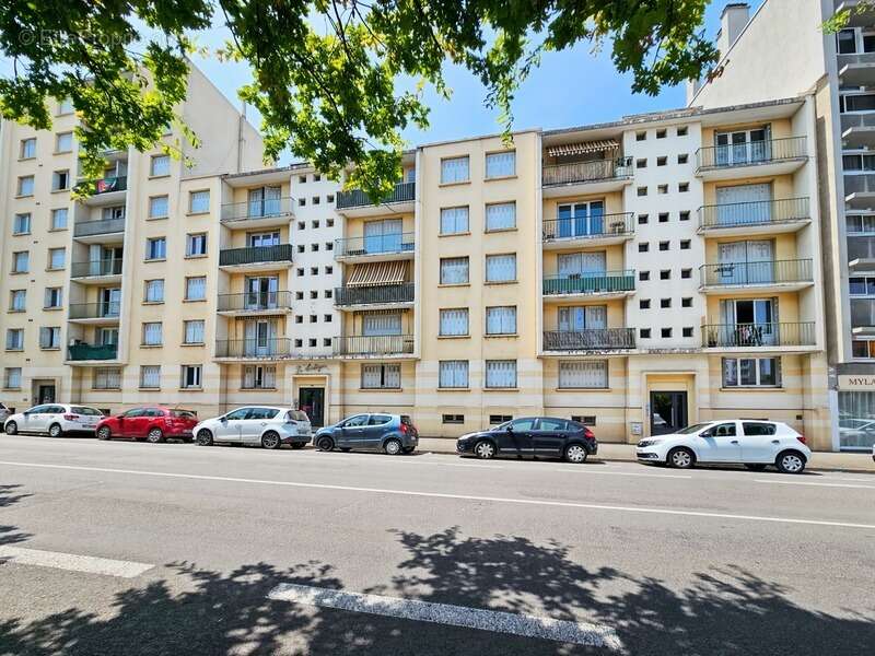 Appartement à TARBES