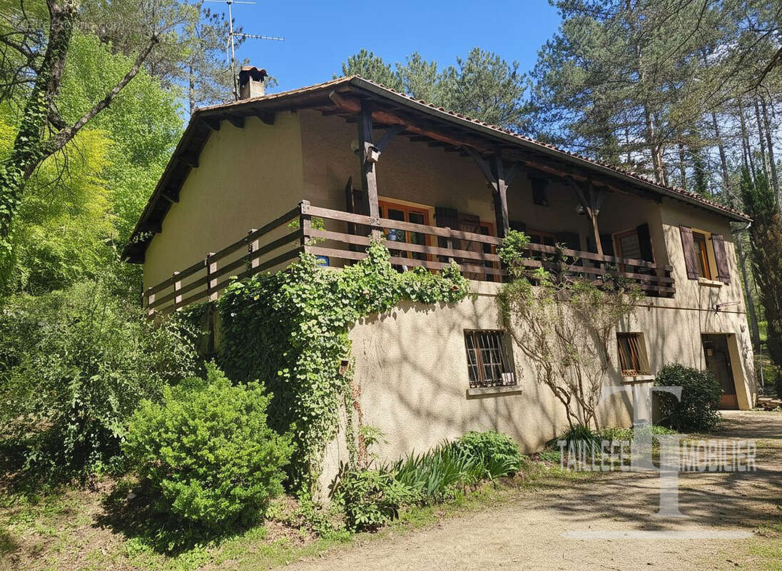 Maison à TRELISSAC