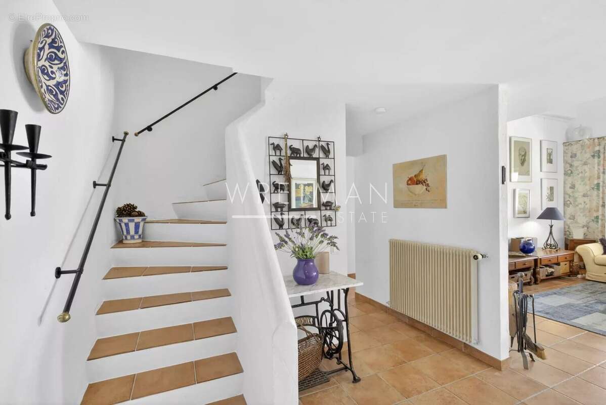 Maison à FREJUS
