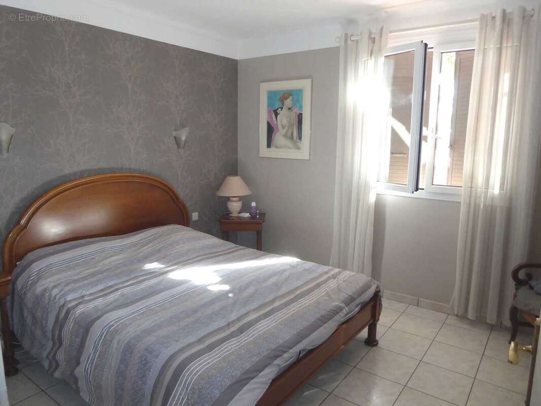 Perpignan Sud résidentiel Villa 3 faces F5 de 145m²  piscine sud - photo 8