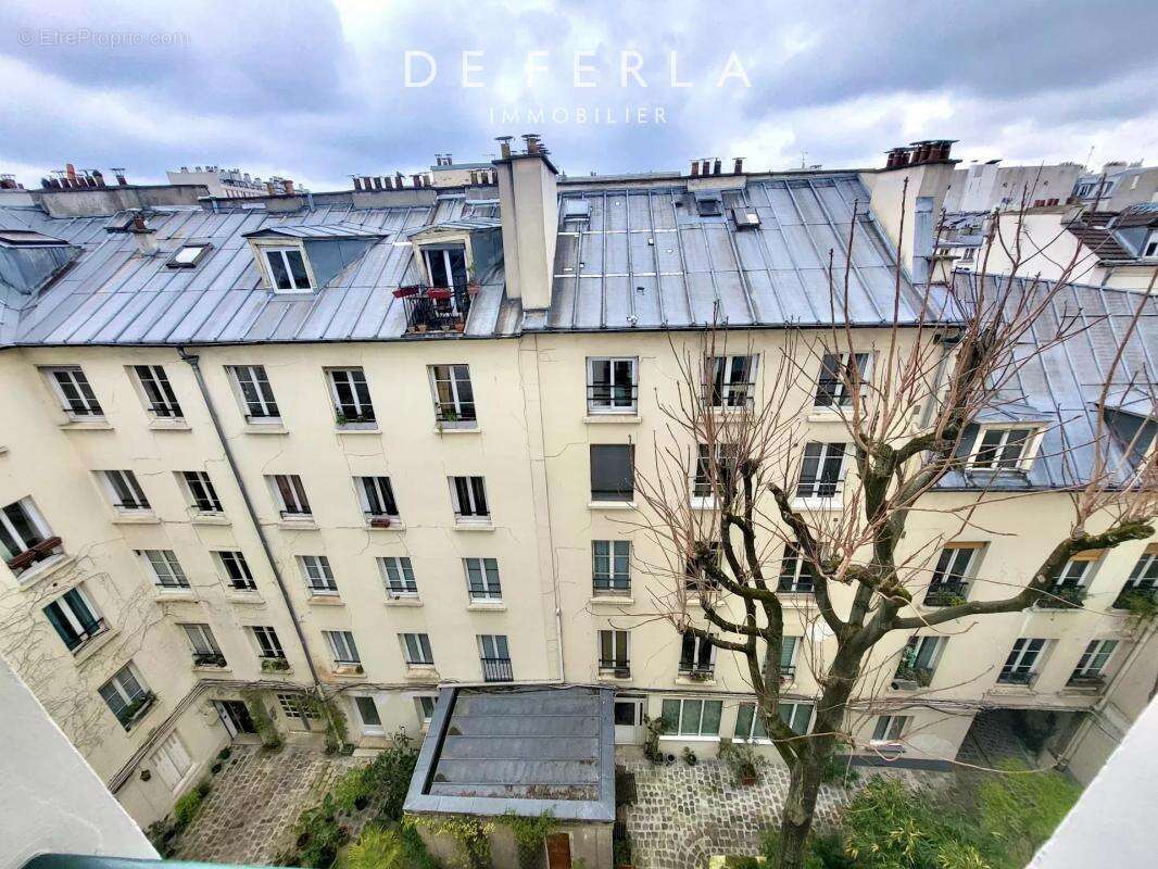 Appartement à PARIS-10E
