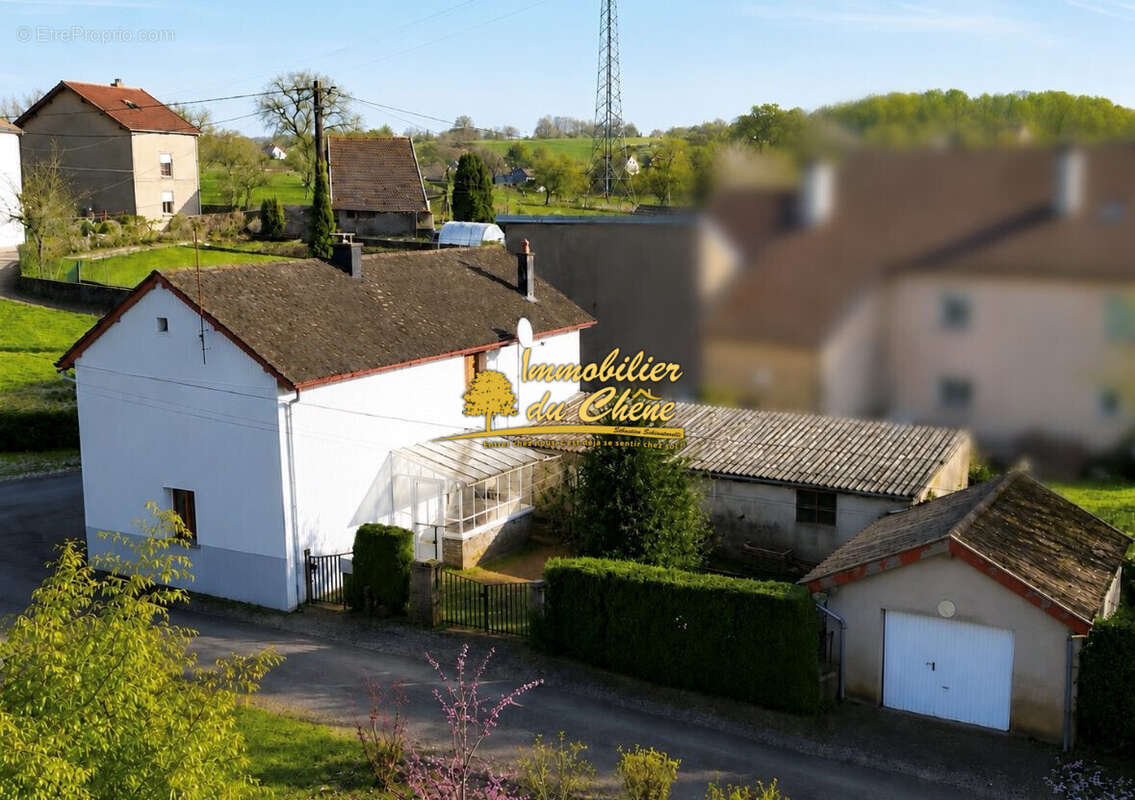 Maison à FOUGEROLLES