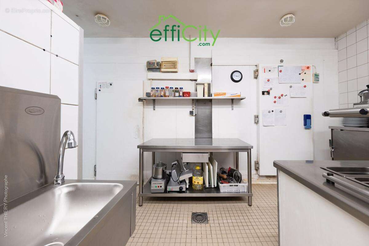 Commerce à SAINT-NABORD