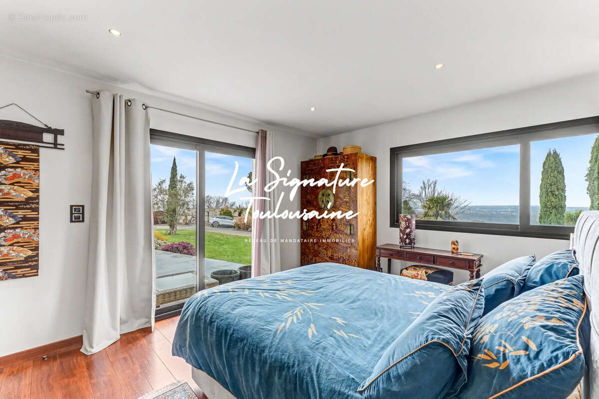 Maison à LACROIX-FALGARDE