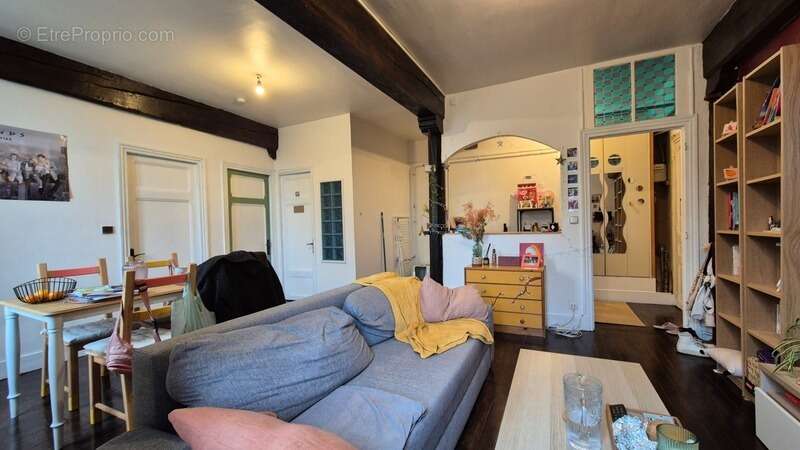 Appartement à vendre 2 pièces - Caves et Grenier à ETAMPES (91) - photo 3