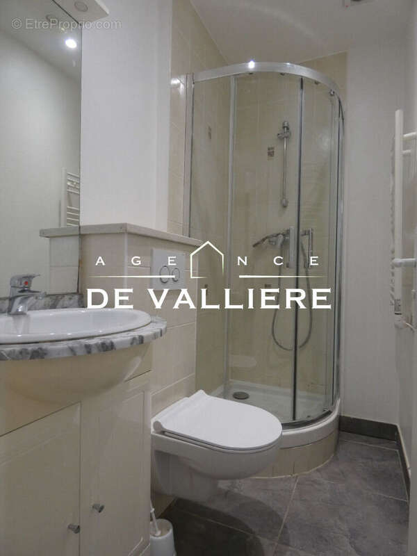 Studio 28m² hypercentre Nanterre - photo 4