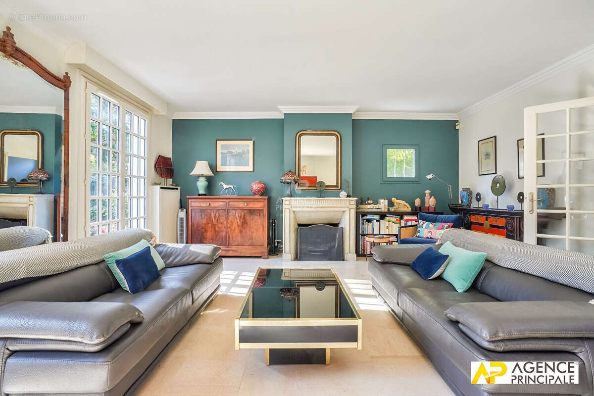 Maison à MAISONS-LAFFITTE