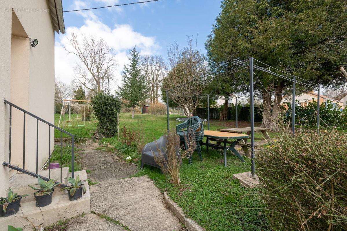 Maison de charme 80 m² à Boissy-le-Châtel - photo 22