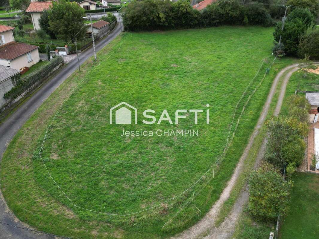 Terrain 3475 m² à Cabanac-Cazaux  - photo 2