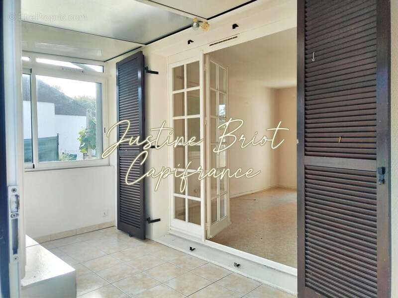 Maison à VARENNES-VAUZELLES