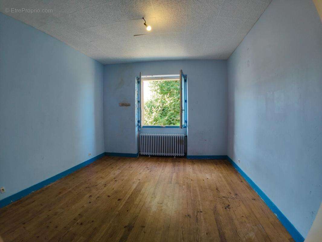 Maison à CAMBLANES-ET-MEYNAC