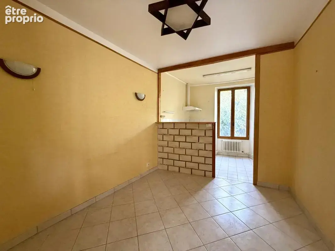 Belle demeure bourgeoise à Vendre au coeur de Donnemarie - photo 16