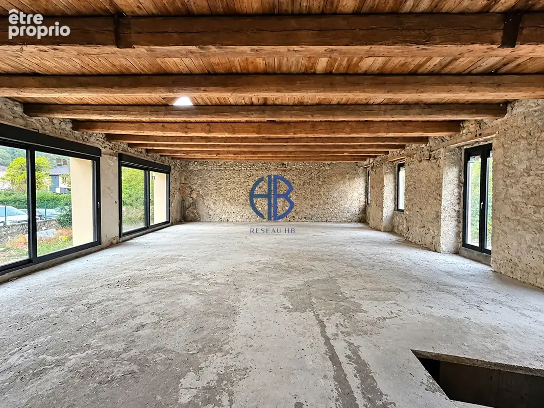 Plateau en duplex à aménager, Nombreuses possibilités,  Jardin privatif - photo 3