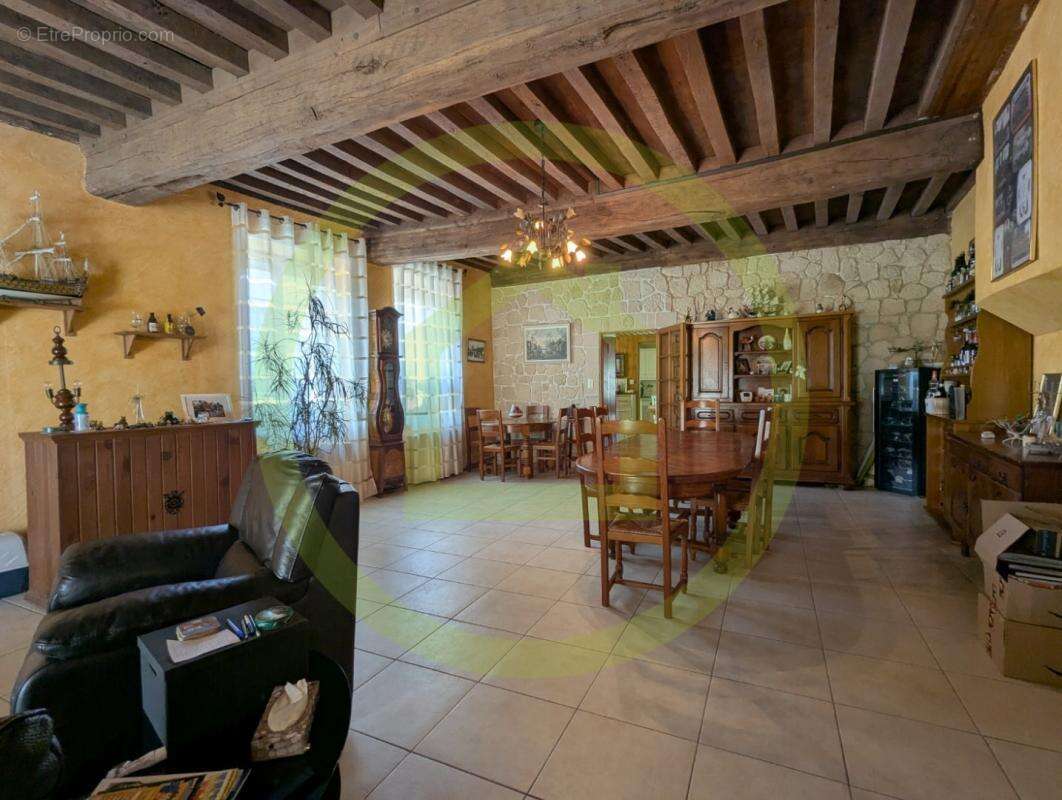 Maison à VERDUN-SUR-LE-DOUBS