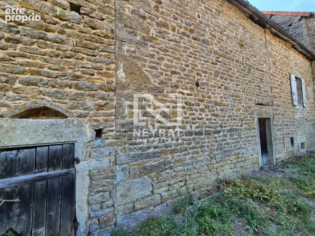 Maison 2 pièces 38 m² à vendre à Saint-Sernin-Du-Plain (71510) - photo 12