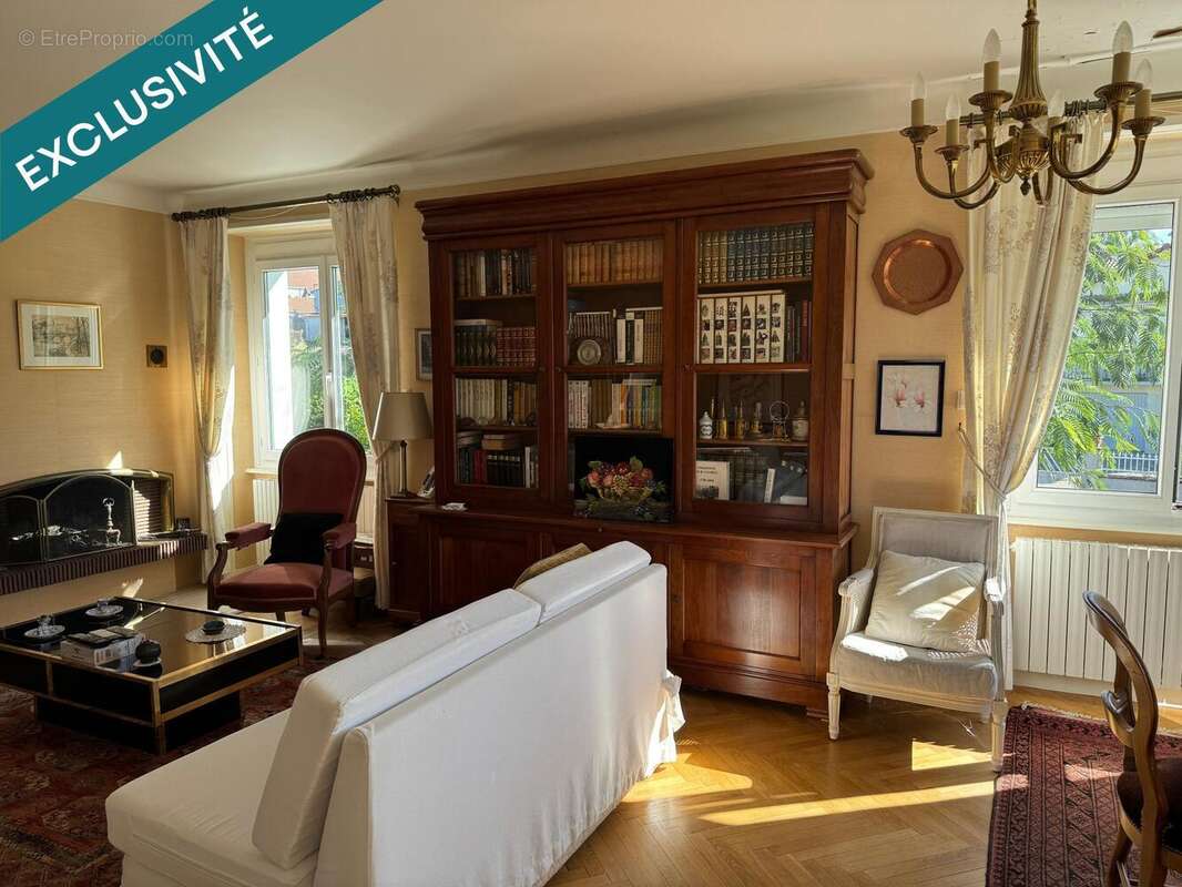 Maison 106 m² à Oradour-Sur-Vayres  - photo 4