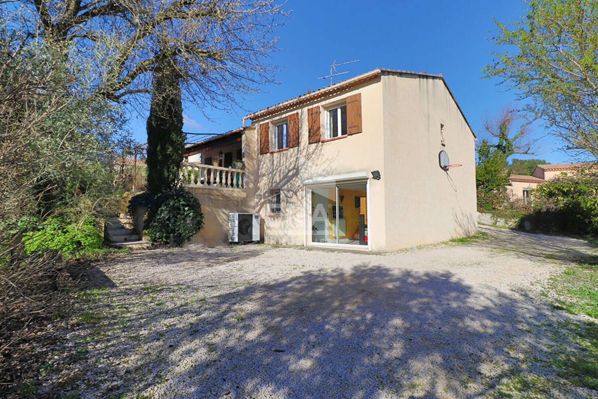 Maison à SAINT-SAVOURNIN