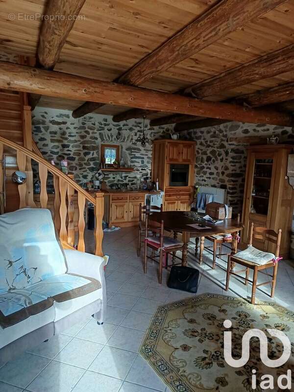 Photo 5 - Maison à SAINT-JULIEN-CHAPTEUIL