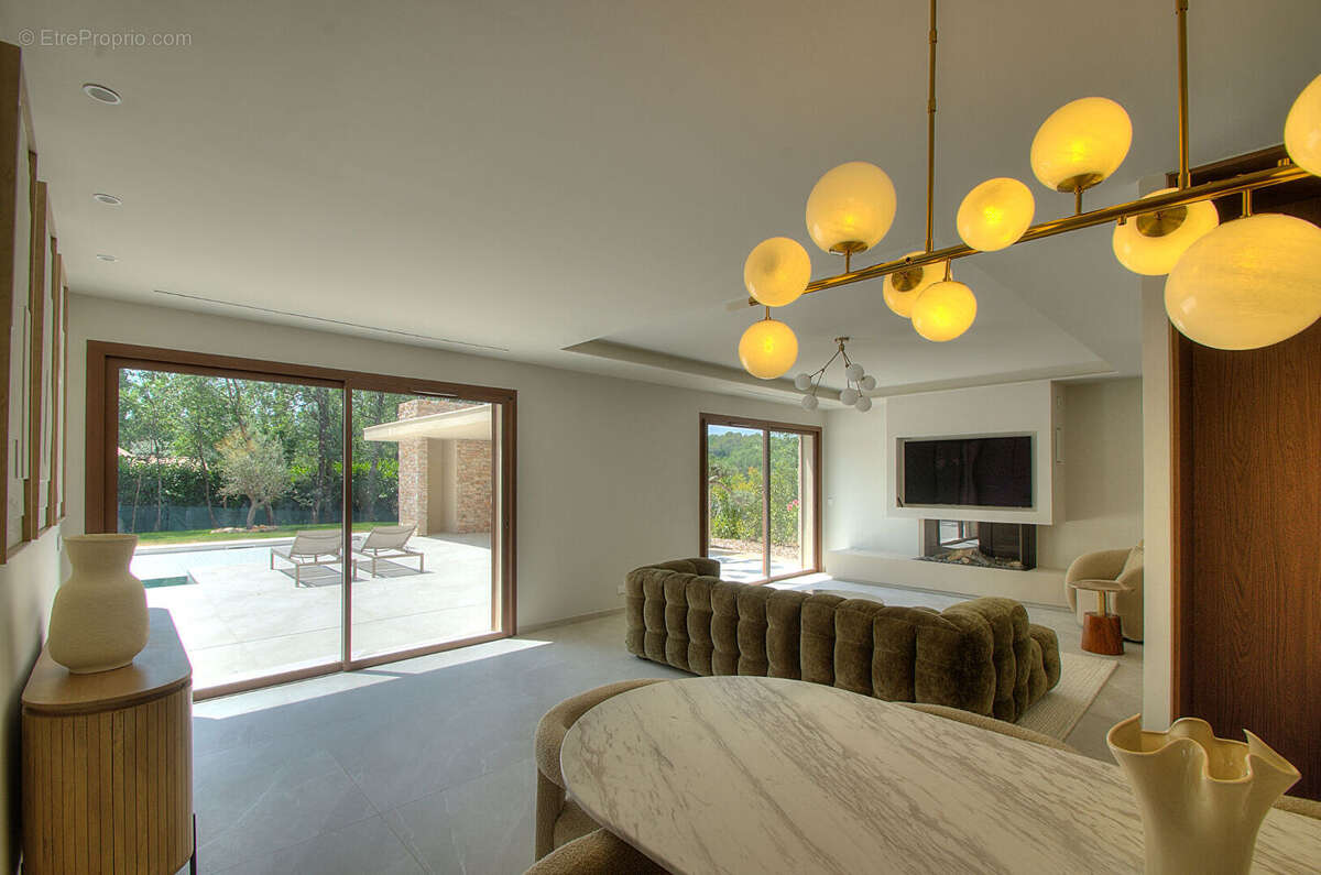 Villa de grand standing à vendre à Tourrettes, coeur de golf - 3600000 - photo 5