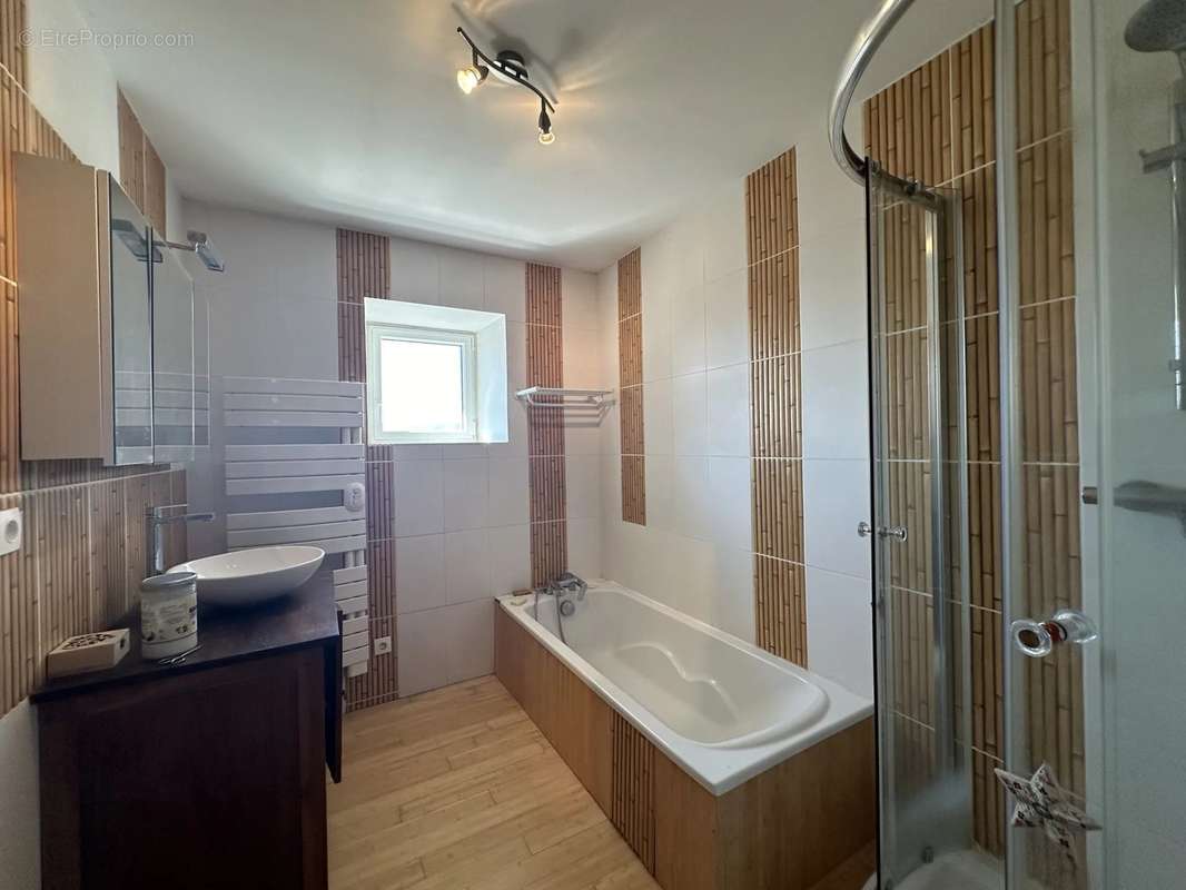 Maison à PELLEAUTIER