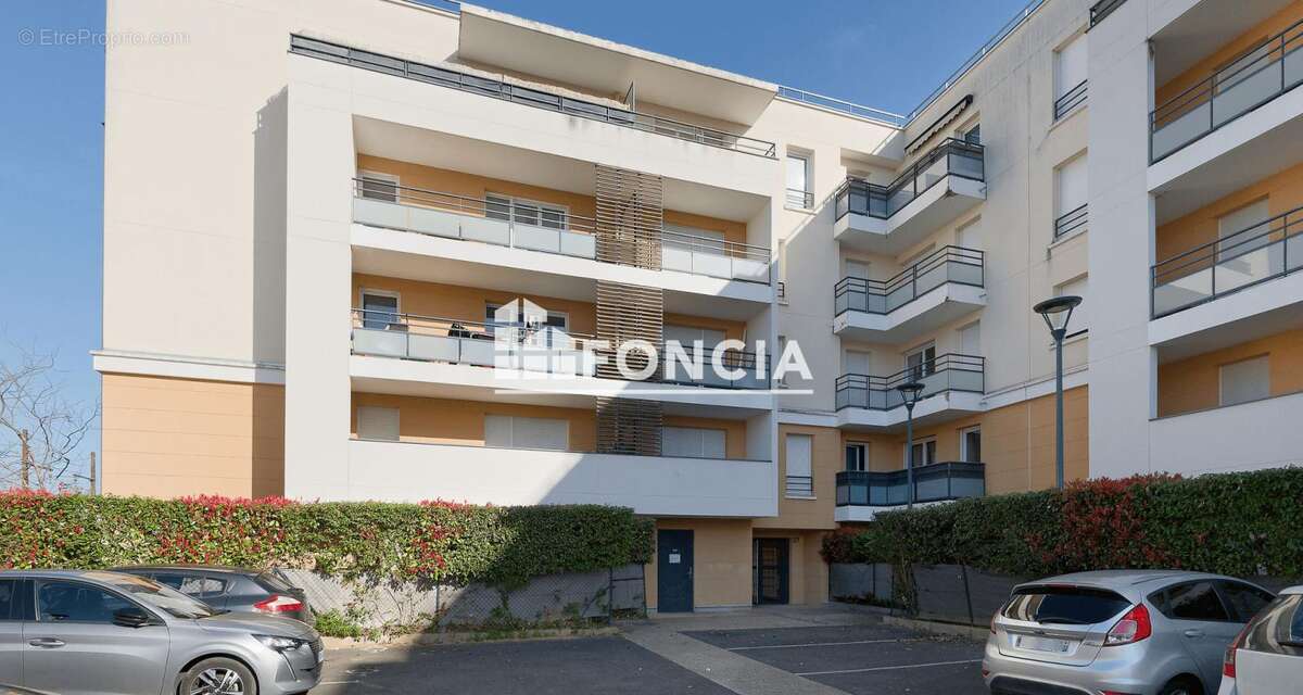 Appartement à DAMMARIE-LES-LYS