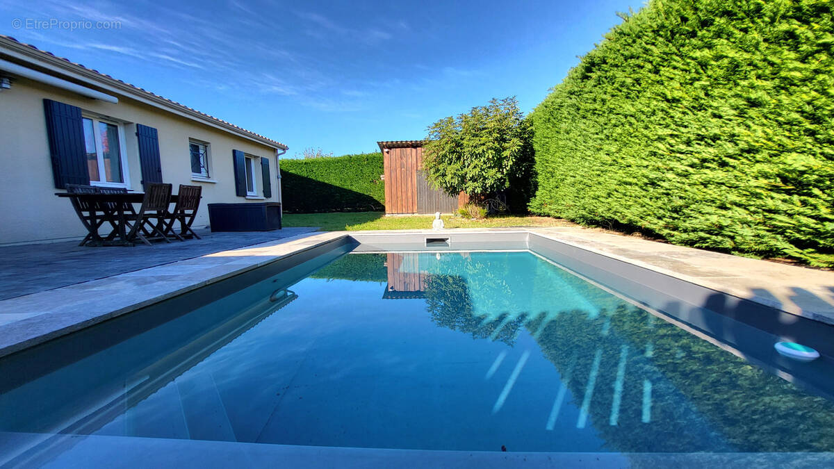 Maison à SAINT-GERVAIS