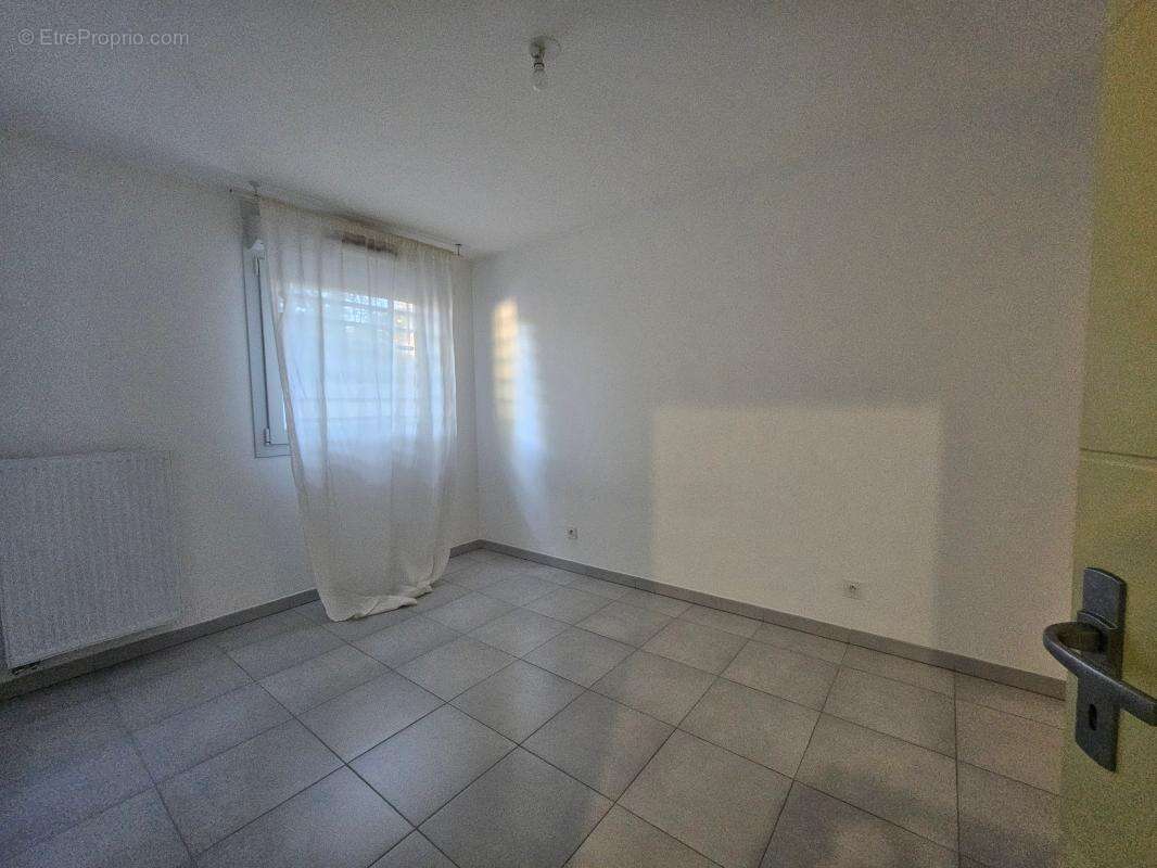 Appartement à MARSEILLE-10E