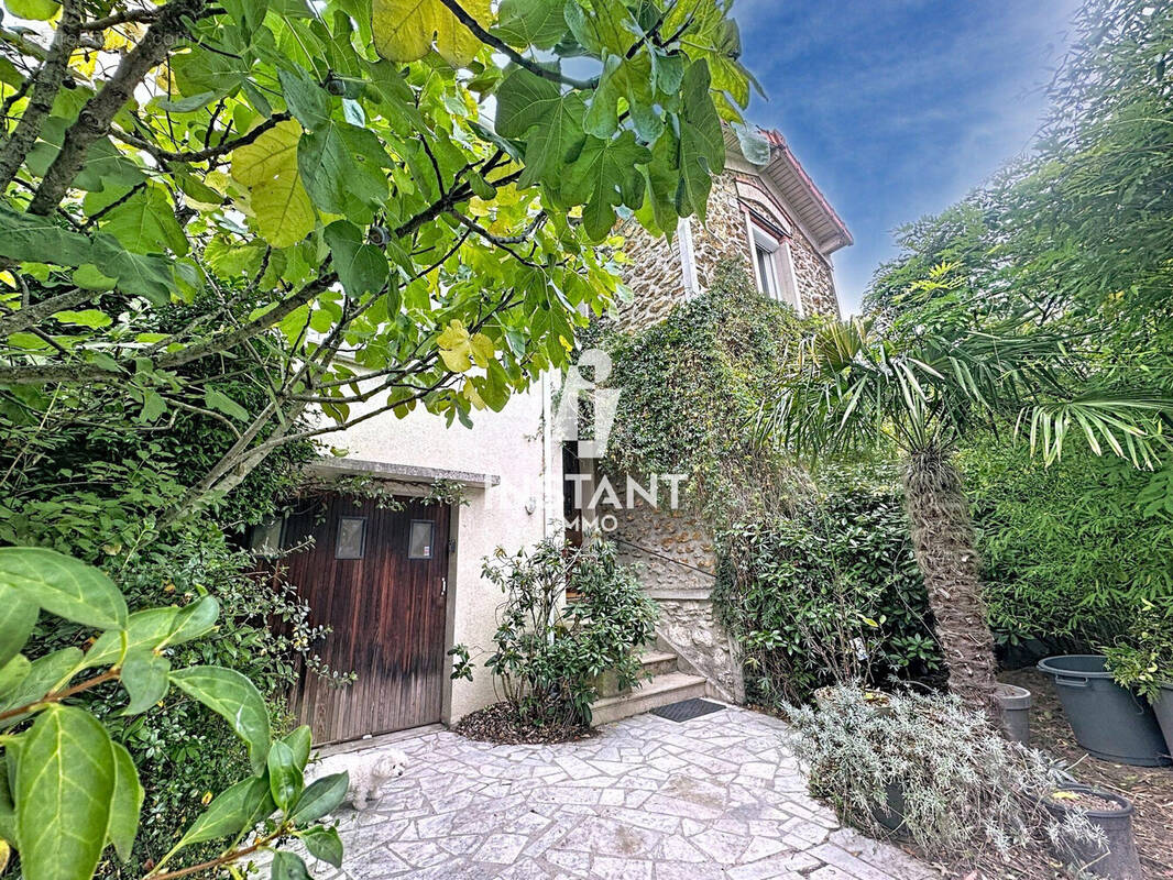 Maison à LE PERREUX-SUR-MARNE