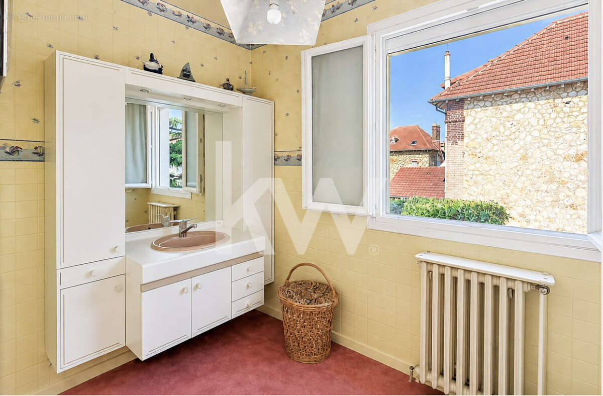 Maison à ENGHIEN-LES-BAINS