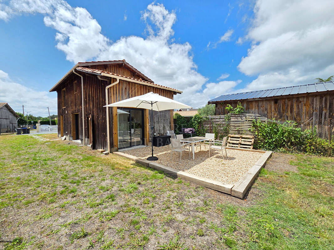 Maison à MIOS