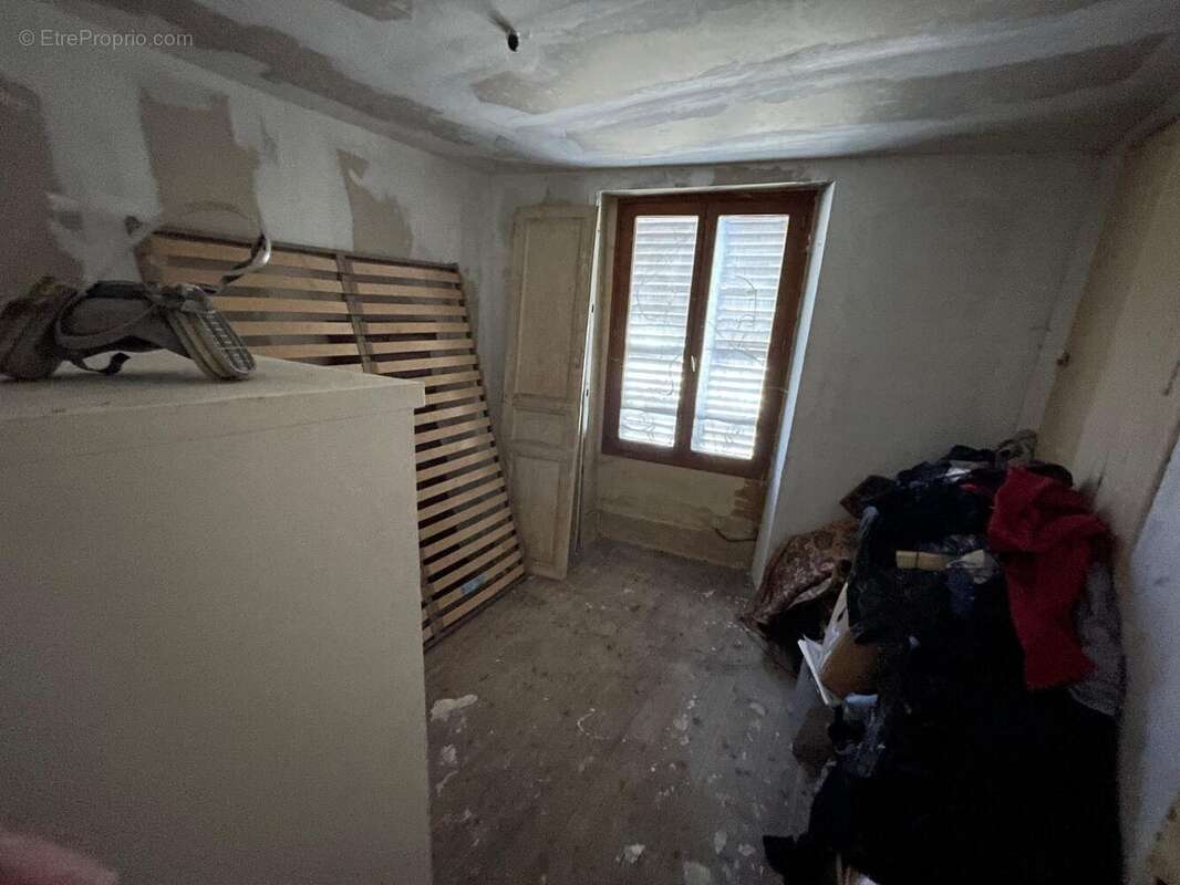 Maison 128 m² à Crouy-Sur-Ourcq  - photo 9
