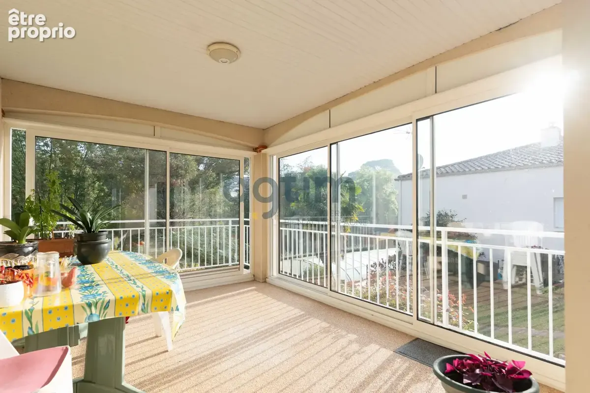 Montaigu, maison 134m2 habitables, 4 chambres, terrain 1400m2, accès rivière - photo 8