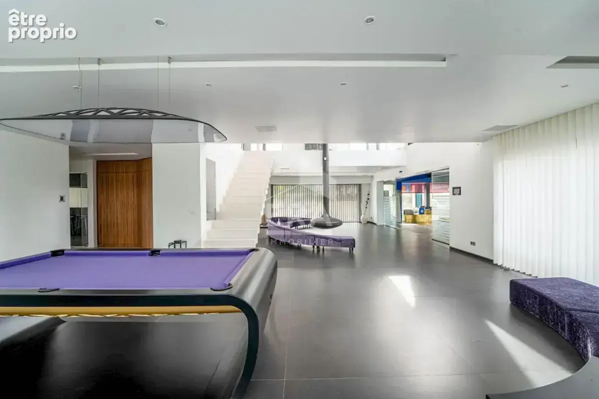 Maison d'architecte de prestige à vendre à proximité de Fontainebleau - photo 3