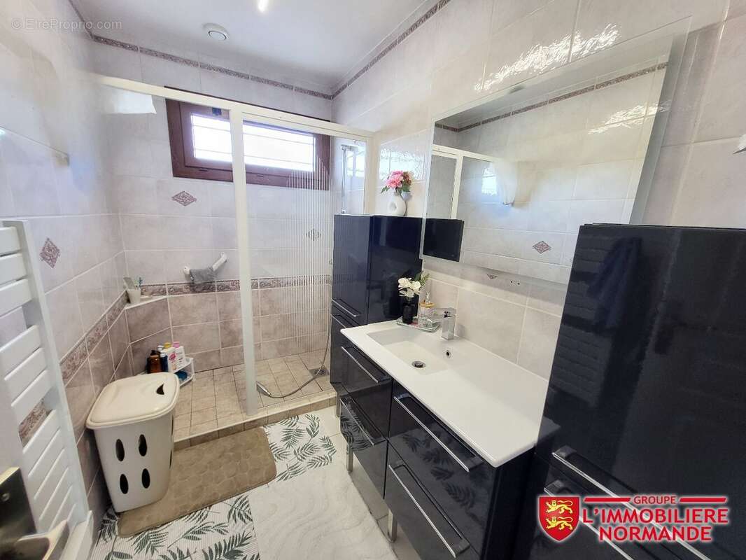 Maison à LIMETZ-VILLEZ