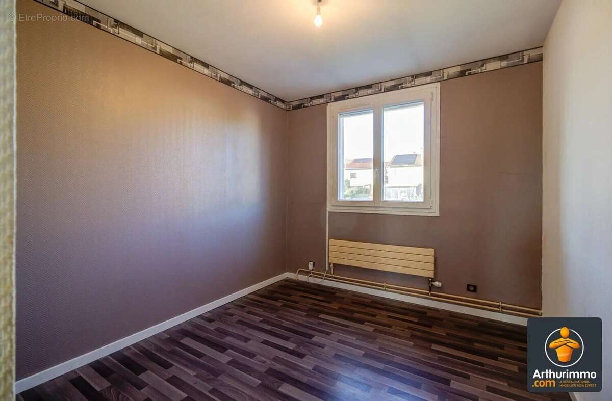 Maison à PIERRE-BENITE