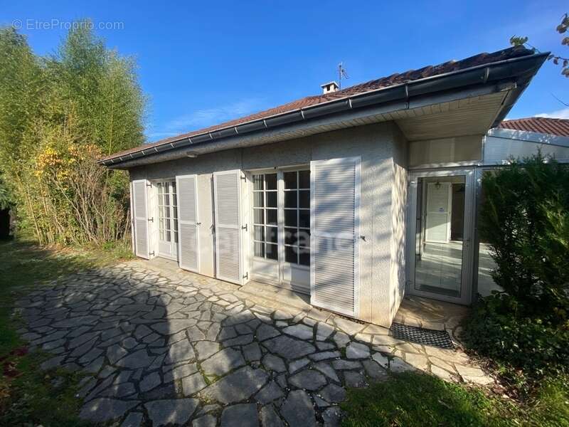 Maison à CRAPONNE
