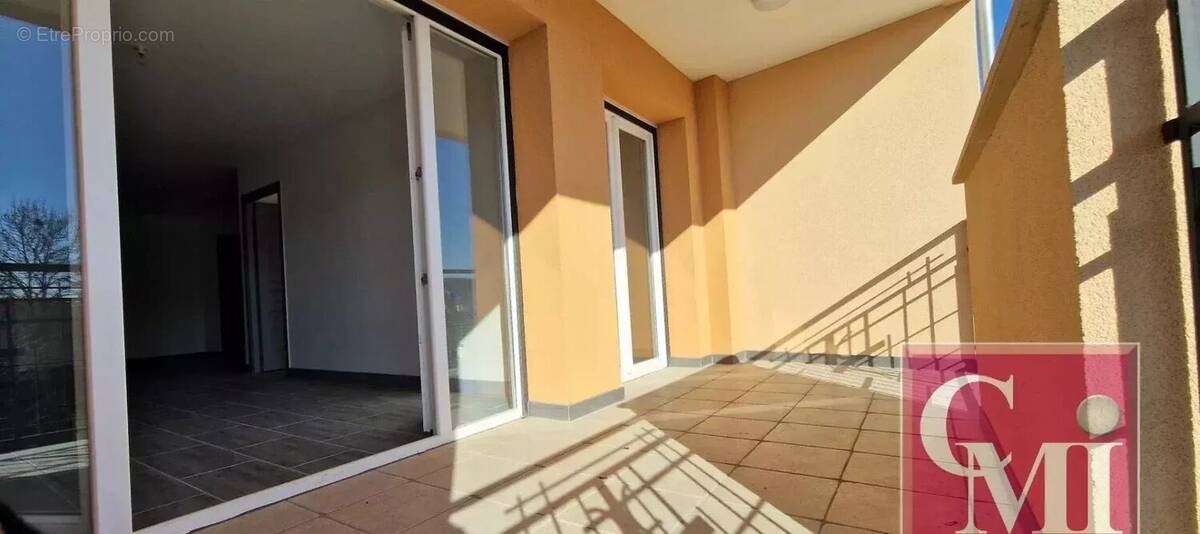 Appartement à BREUILLET