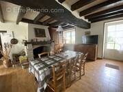 Maison à LUSSAC-LES-EGLISES