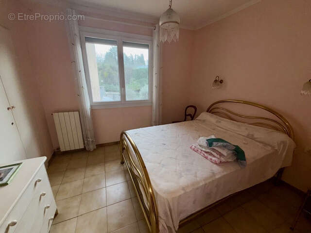 Maison à SAINT-THIBERY